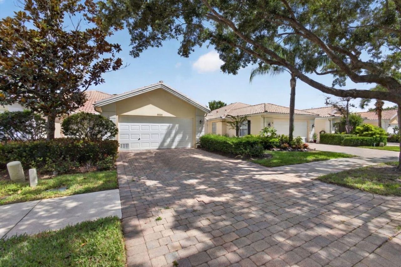 8522 SE Retreat Drive, Hobe Sound, FL 33455 Photo