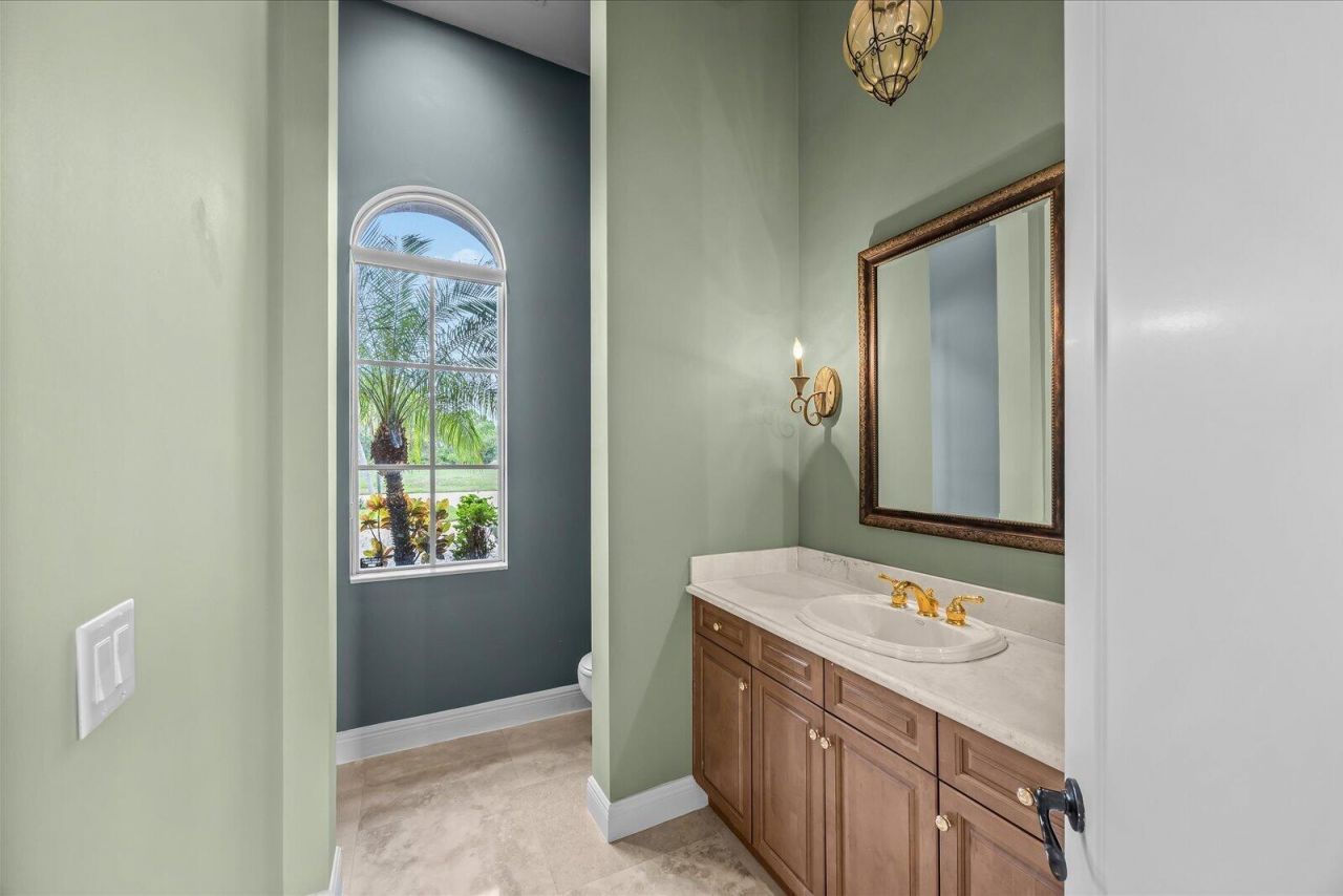 102 SE Rio Casarano, Port Saint Lucie, FL 34984 Photo