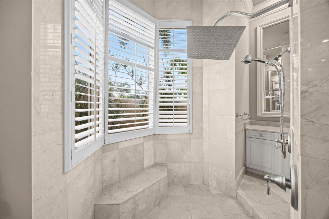 102 SE Rio Casarano, Port Saint Lucie, FL 34984 Photo