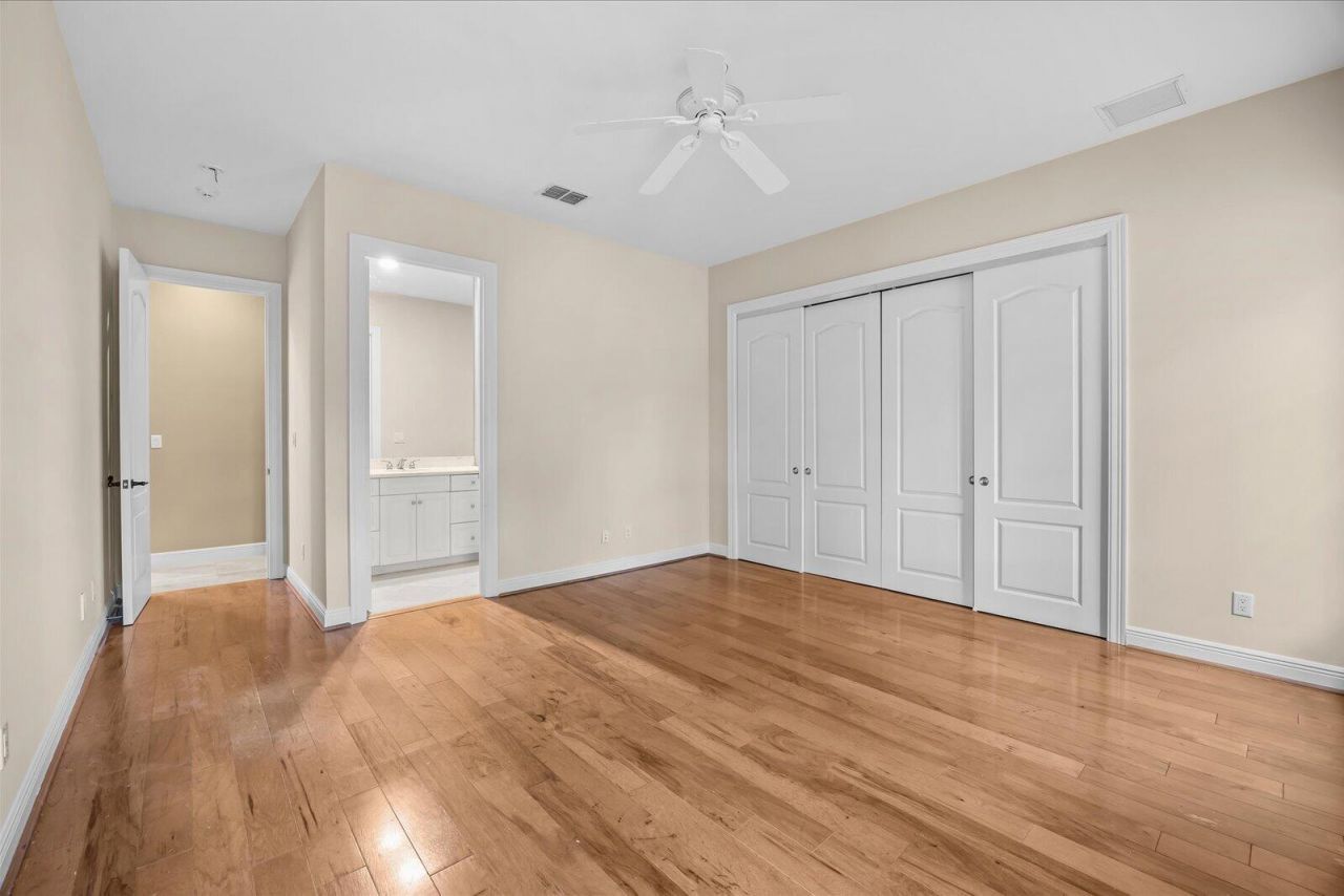 102 SE Rio Casarano, Port Saint Lucie, FL 34984 Photo