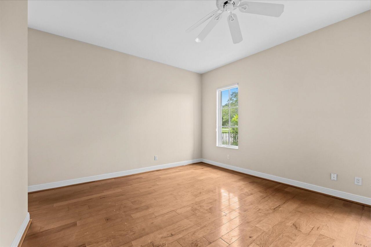 102 SE Rio Casarano, Port Saint Lucie, FL 34984 Photo