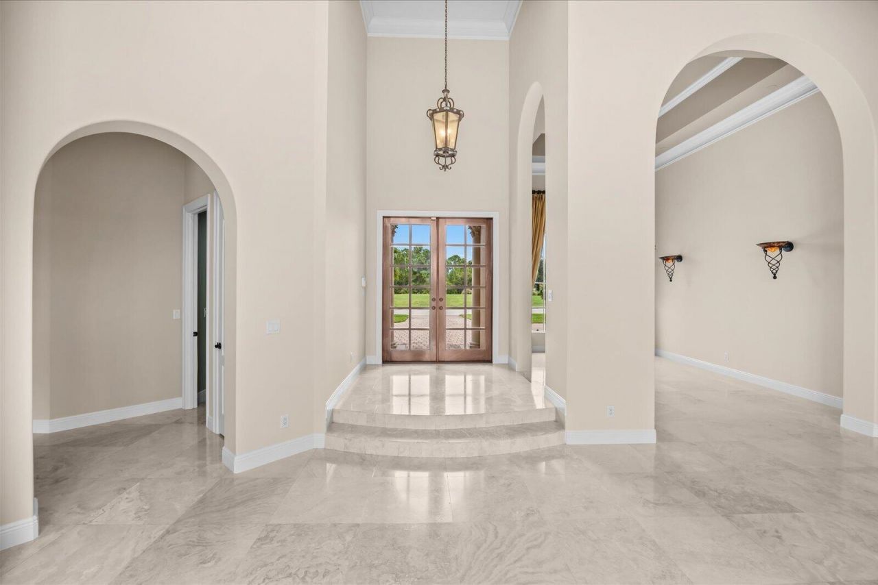 102 SE Rio Casarano, Port Saint Lucie, FL 34984 Photo