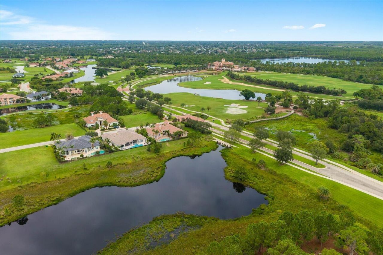 102 SE Rio Casarano, Port Saint Lucie, FL 34984 Photo