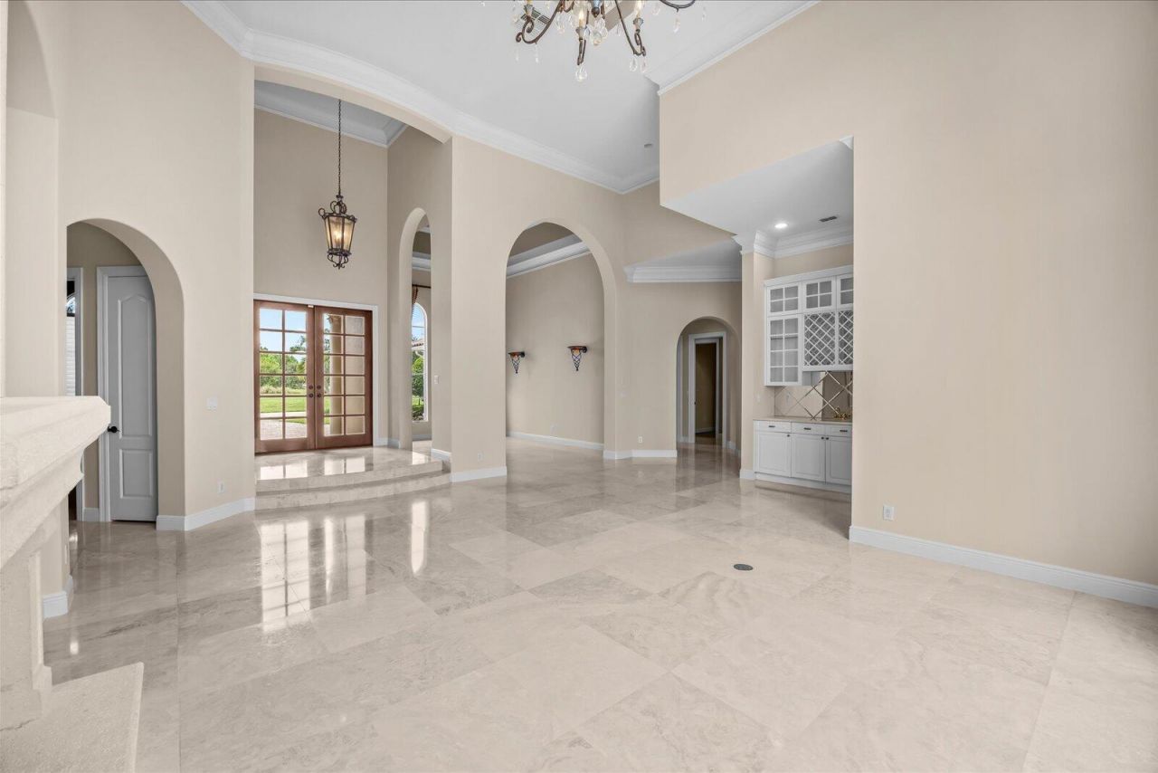 102 SE Rio Casarano, Port Saint Lucie, FL 34984 Photo