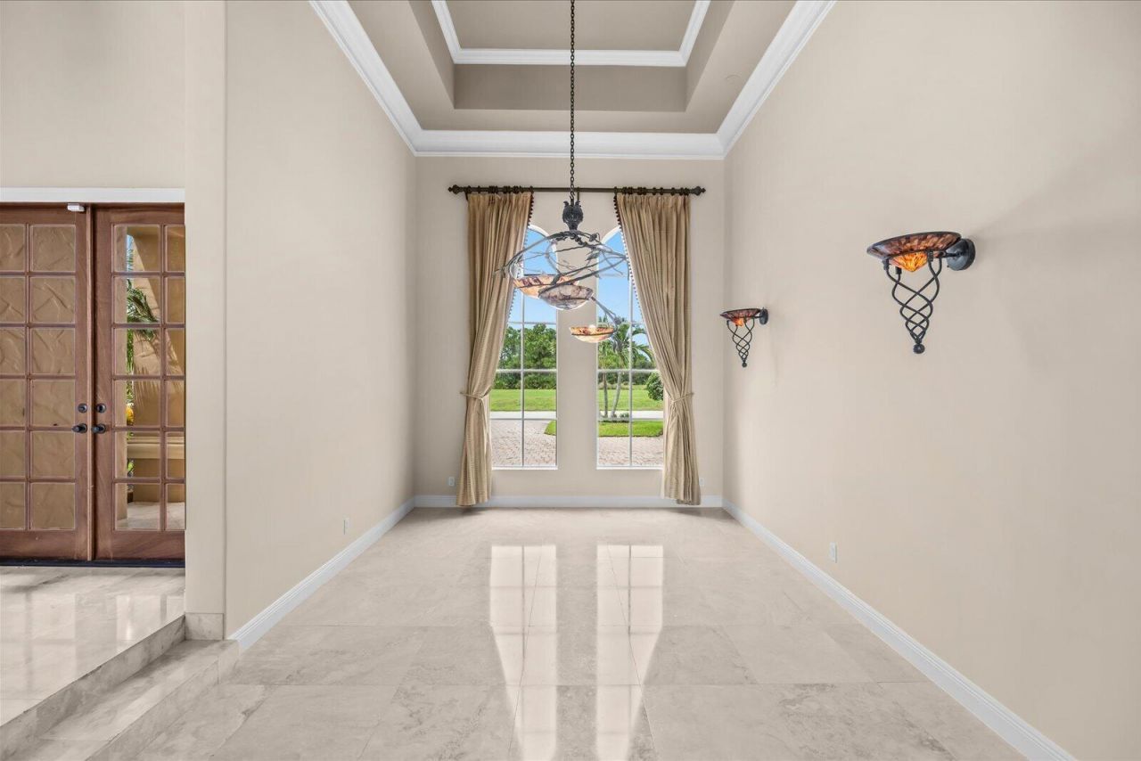 102 SE Rio Casarano, Port Saint Lucie, FL 34984 Photo