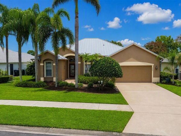 208 SW Whitewood Drive, Port St. Lucie, FL 34953