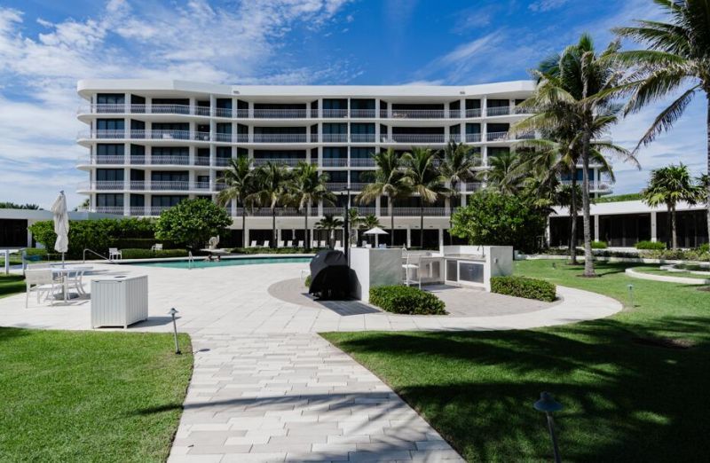 2000 S Ocean Boulevard, Palm Beach, FL 33480 Photo