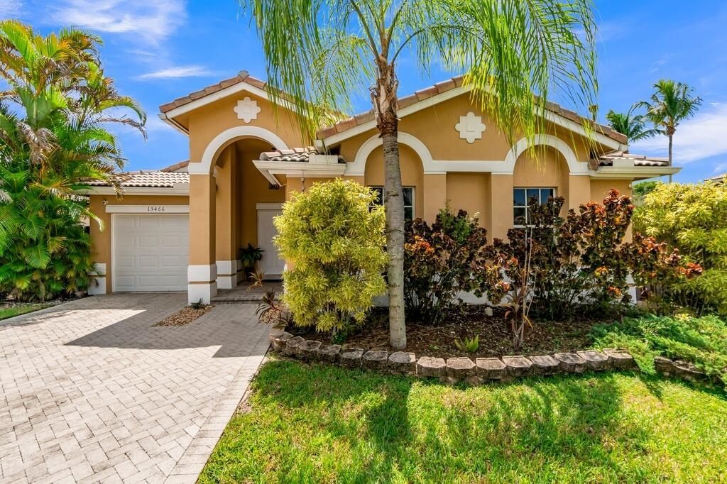 15466 SW 143rd Terrace, Miami, FL 33196 Photo