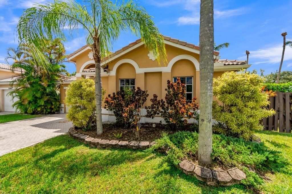15466 SW 143rd Terrace, Miami, FL 33196 Photo