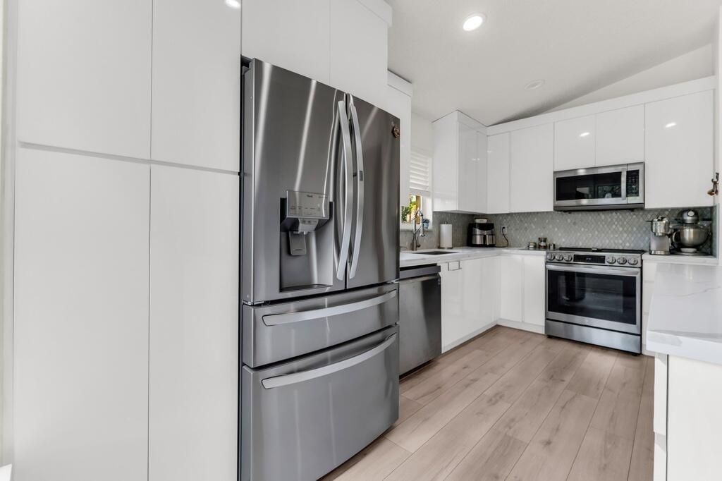 15466 SW 143rd Terrace, Miami, FL 33196 Photo