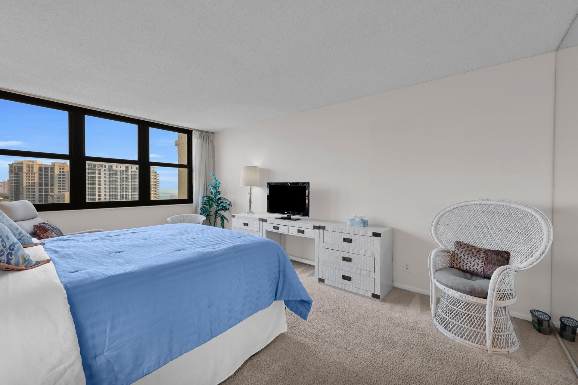 3400 N Ocean Avenue, Unit 1605, Singer Island, FL 33404 Photo
