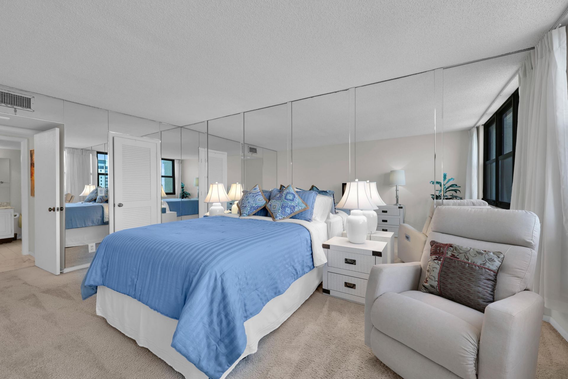 3400 N Ocean Avenue, Unit 1605, Singer Island, FL 33404 Photo