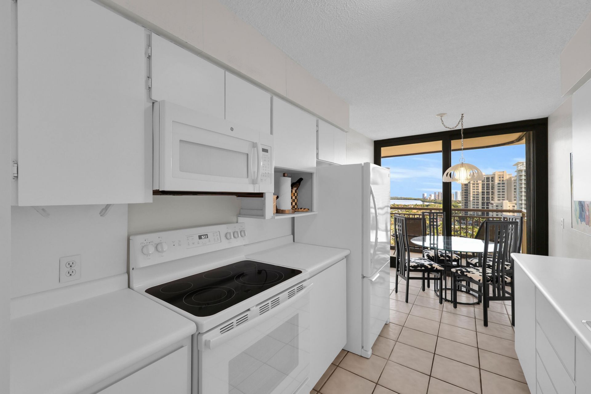 3400 N Ocean Avenue, Unit 1605, Singer Island, FL 33404 Photo