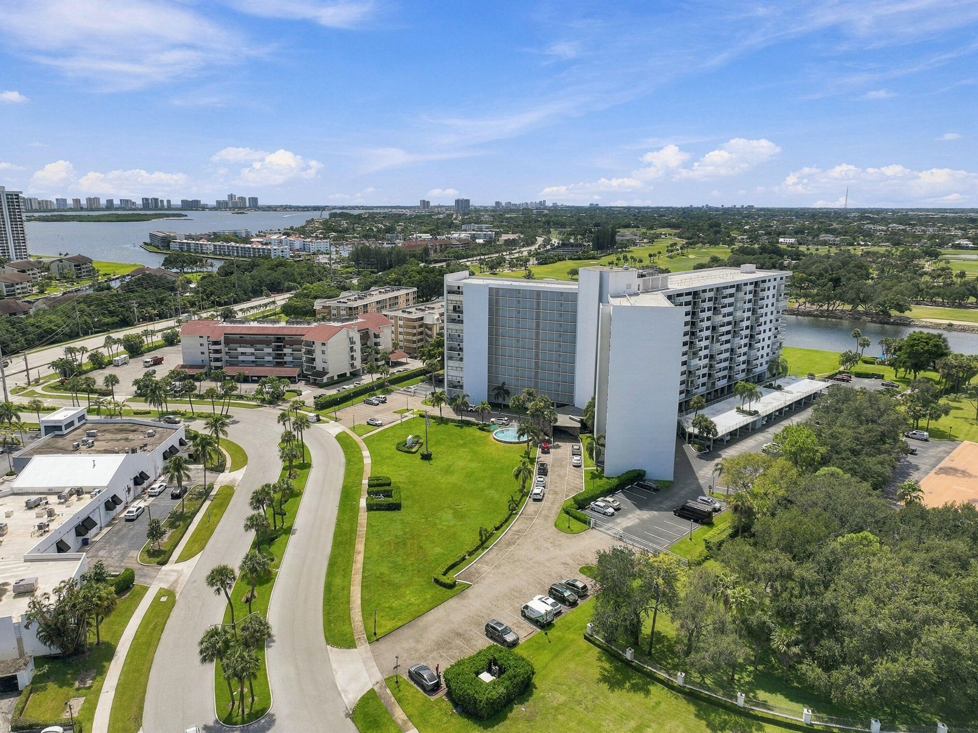 336 Golfview Road, Unit 519, North Palm Beach, FL 33408 Photo