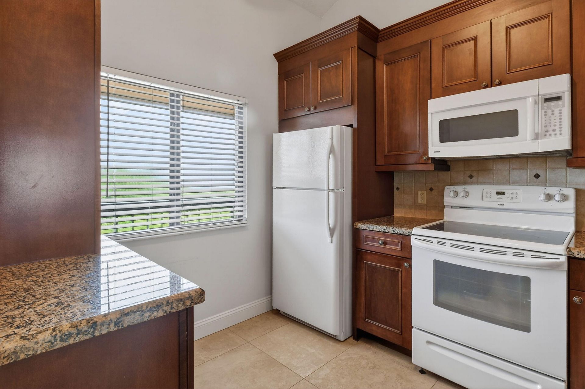 101 Ocean Bluffs Boulevard, Unit 504, Jupiter, FL 33477 Photo