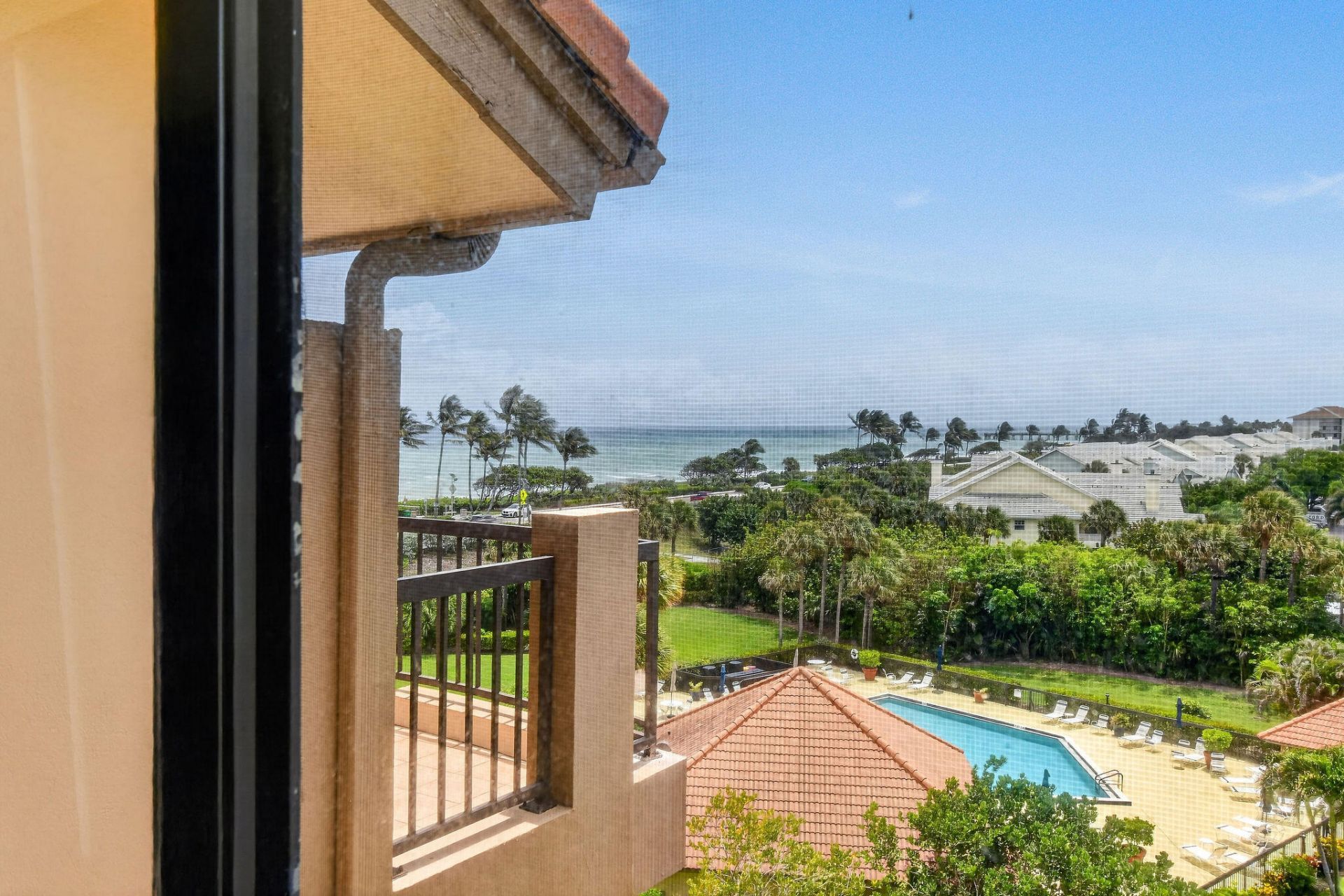 101 Ocean Bluffs Boulevard, Unit 504, Jupiter, FL 33477 Photo