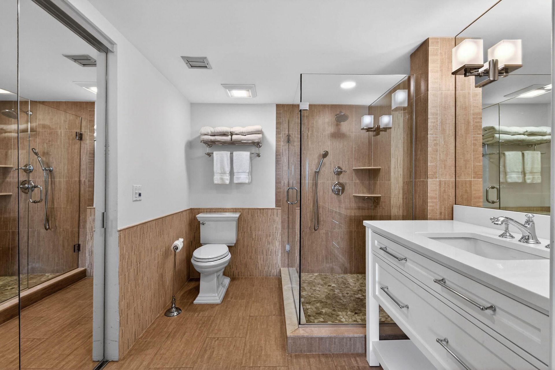 101 Ocean Bluffs Boulevard, Unit 504, Jupiter, FL 33477 Photo