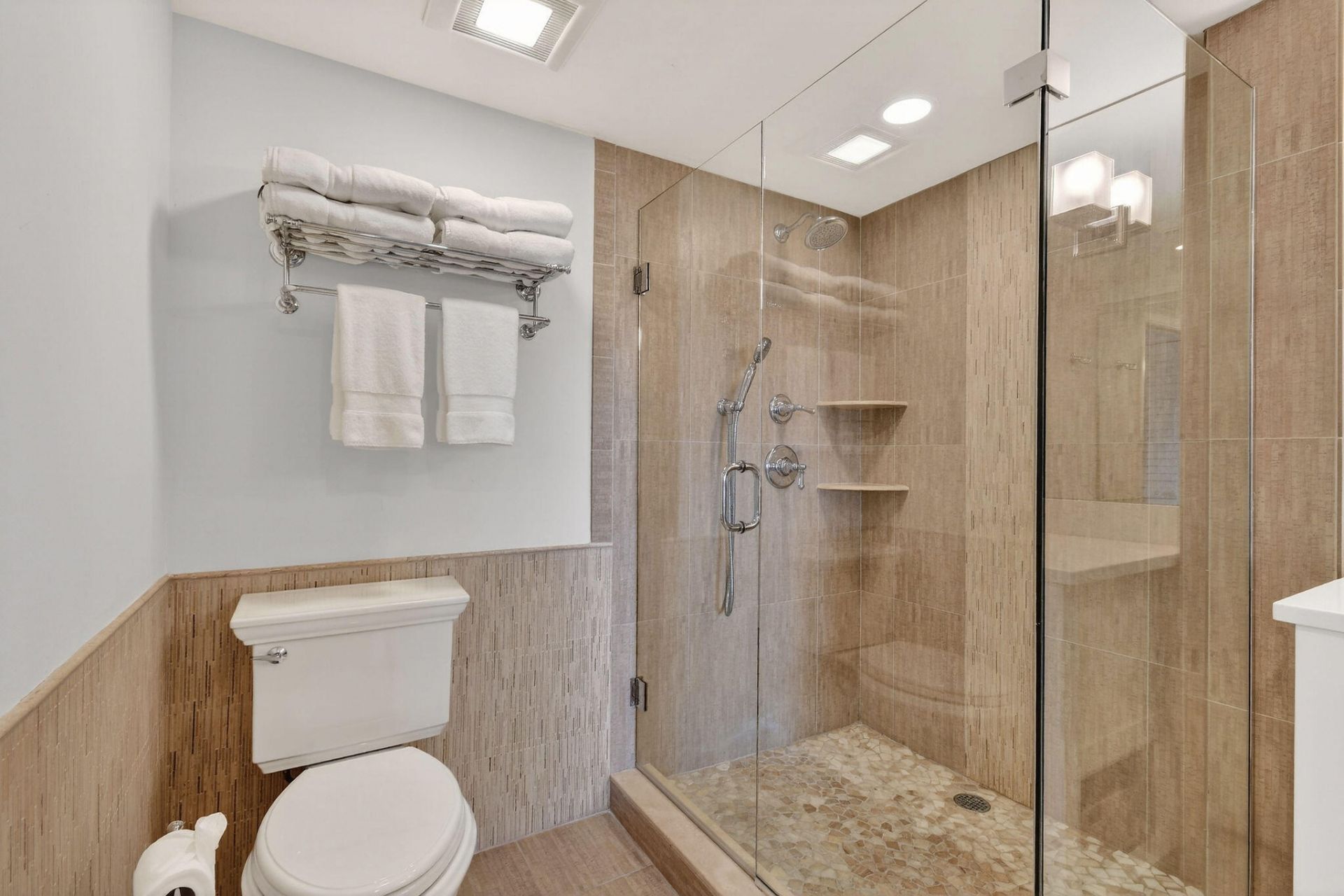 101 Ocean Bluffs Boulevard, Unit 504, Jupiter, FL 33477 Photo