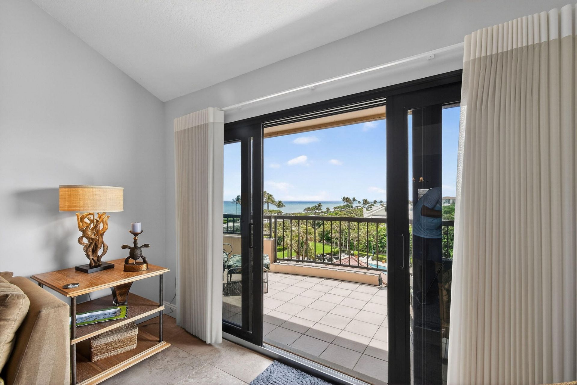 101 Ocean Bluffs Boulevard, Unit 504, Jupiter, FL 33477 Photo