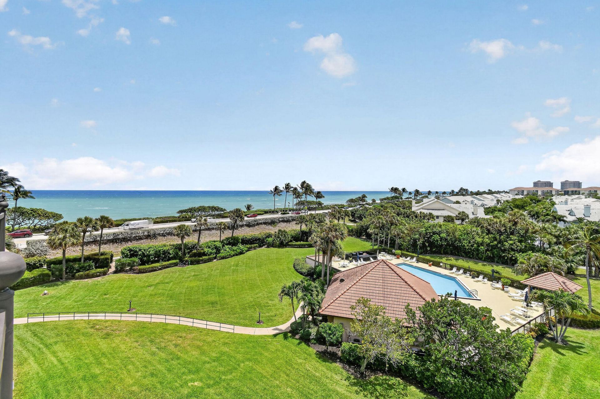101 Ocean Bluffs Boulevard, Unit 504, Jupiter, FL 33477 Photo