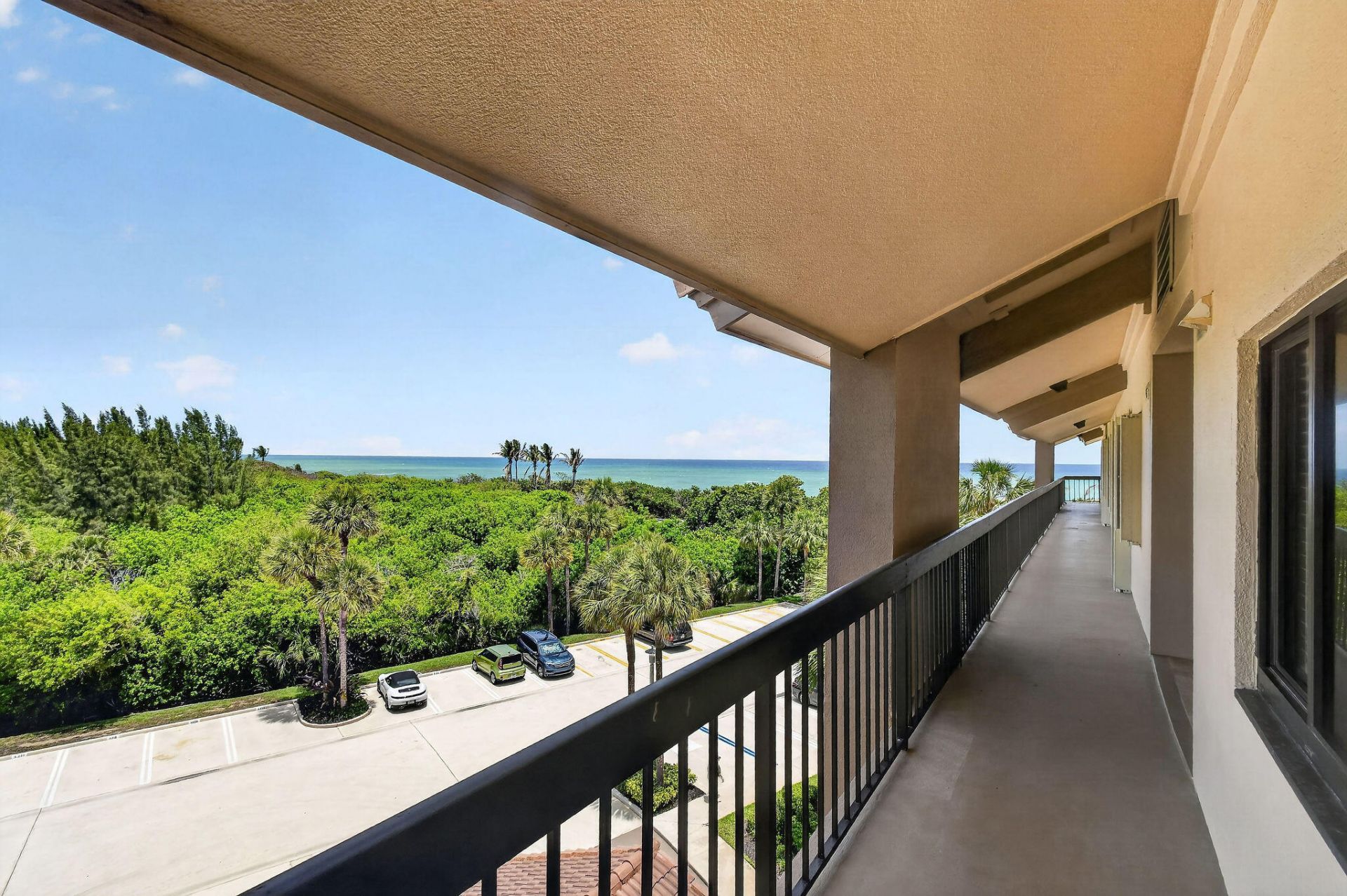 101 Ocean Bluffs Boulevard, Unit 504, Jupiter, FL 33477 Photo