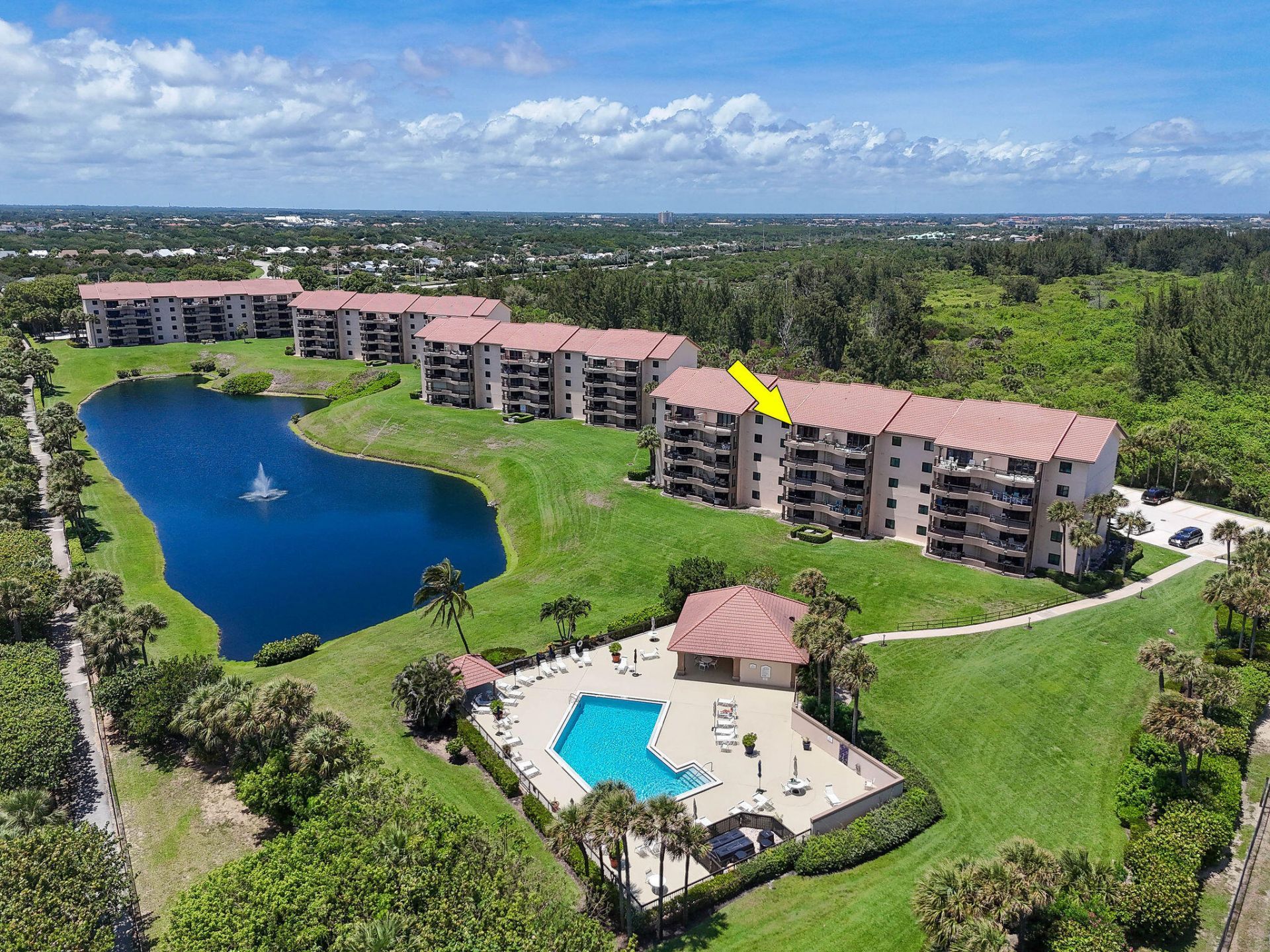 101 Ocean Bluffs Boulevard, Unit 504, Jupiter, FL 33477 Photo