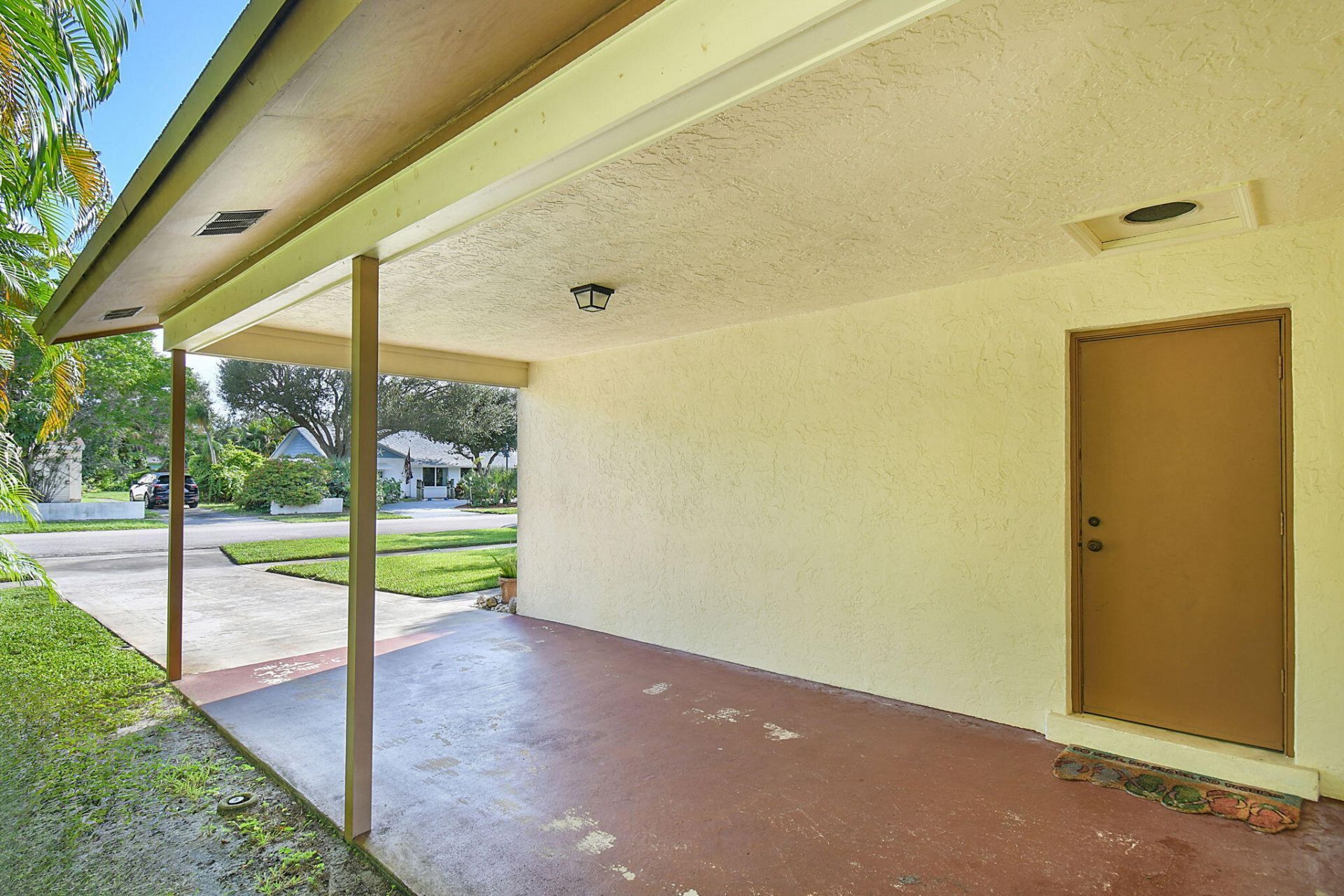 519 Evergreen Drive, Lake Park, FL 33403 Photo