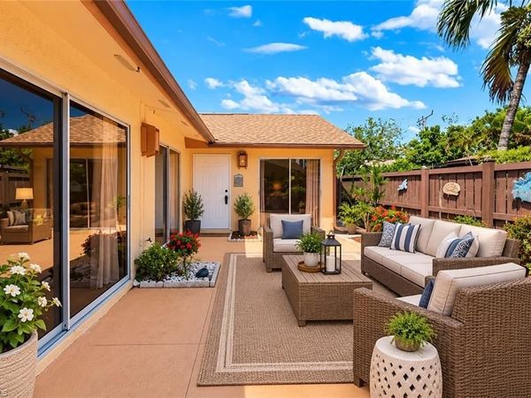 6346 Royal Woods DR, FORT MYERS, FL 33908