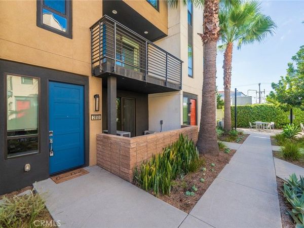 2850 N Glassell Street, Orange, CA 92865