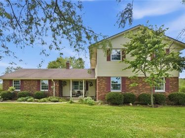 5527 Chenoweth Road, Waynesville, OH 45068