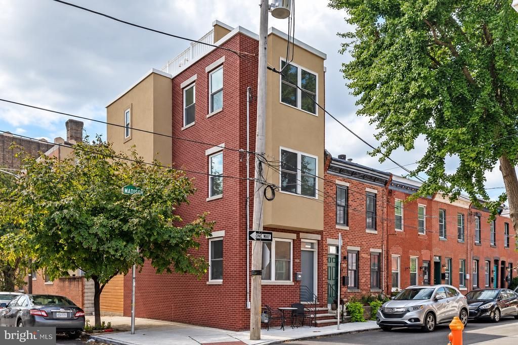 2400 Madison Square, Philadelphia, PA 19146 Main Photo