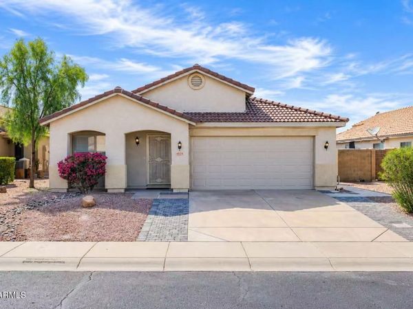 9014 S 10TH Street, Phoenix, AZ 85042