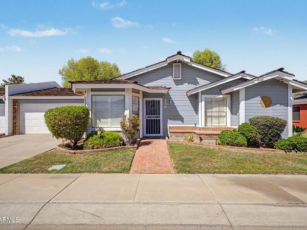 130 E CAMPO BELLO Drive, Phoenix, AZ 85022