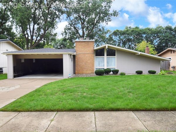 1829 Windsor Lane, Flint, Mi 48507