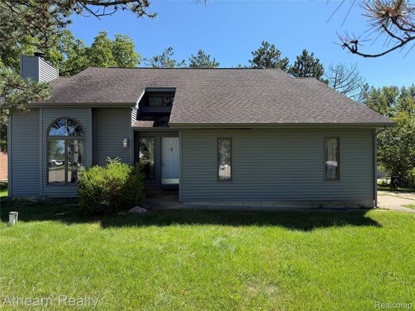 11449 Torrey Road , Fenton Township, Mi 48430