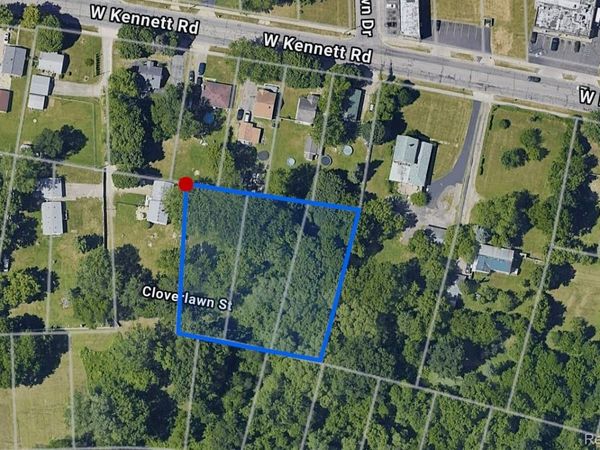 364 Lakeside Drive , Pontiac, Mi 48340