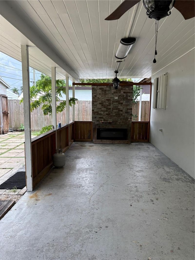 1561 NW 8th Ter, Unit 1561, Homestead, FL 33030 Photo