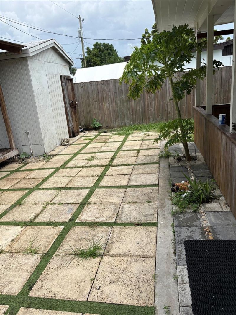 1561 NW 8th Ter, Unit 1561, Homestead, FL 33030 Photo