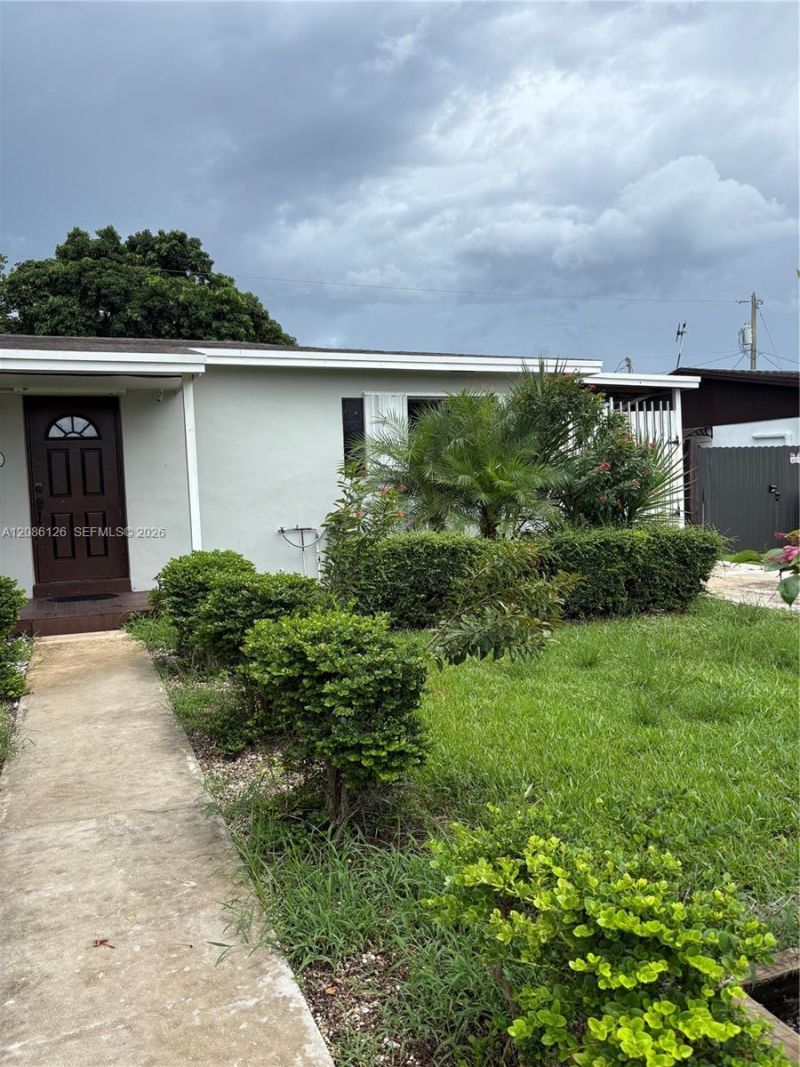 1561 NW 8th Ter, Unit 1561, Homestead, FL 33030 Photo