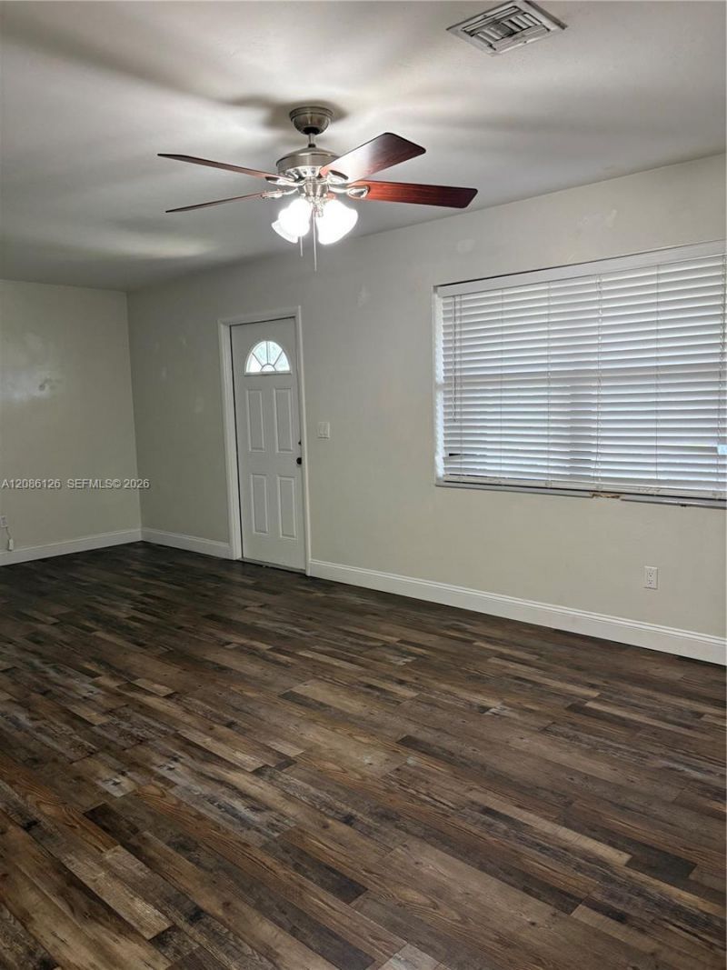 1561 NW 8th Ter, Unit 1561, Homestead, FL 33030 Photo