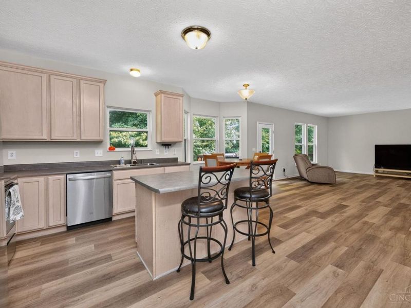 1206 E Glen Echo Lane, Miami Township, OH 45140 Photo 14