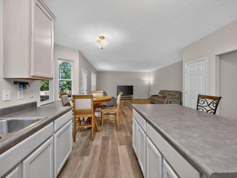 1206 E Glen Echo Lane, Miami Township, OH 45140 Photo 19