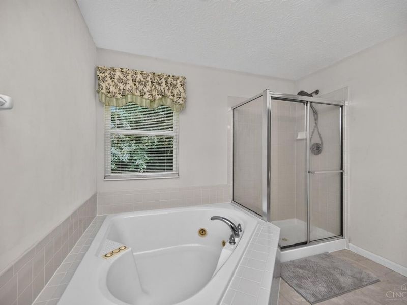 1206 E Glen Echo Lane, Miami Township, OH 45140 Photo 25