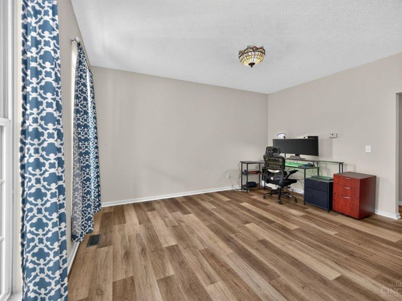 1206 E Glen Echo Lane, Miami Township, OH 45140 Photo 5