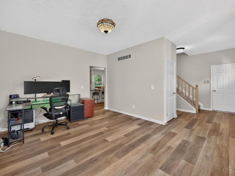 1206 E Glen Echo Lane, Miami Township, OH 45140 Photo 7