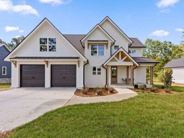 2780 Mowbray Pike, Soddy Daisy, TN 37379