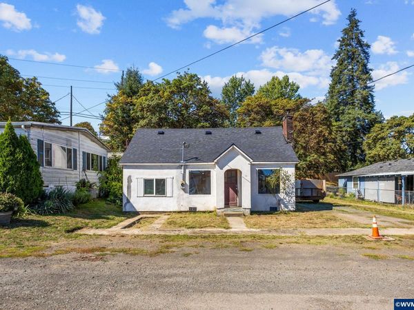718 Washington St, Willamina, OR 97396