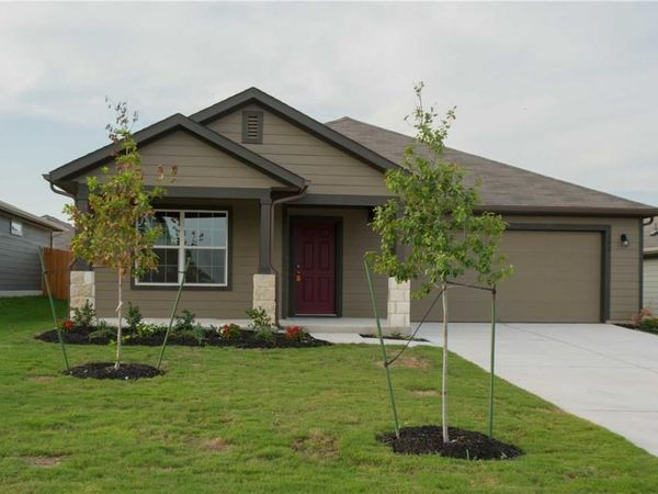 142 Sulphur River LOOP, Hutto, TX 78634