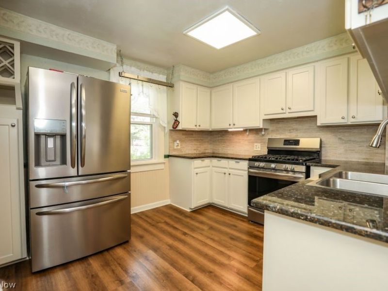 504 E Maple Lane, Ravenna, OH 44266 Photo 13