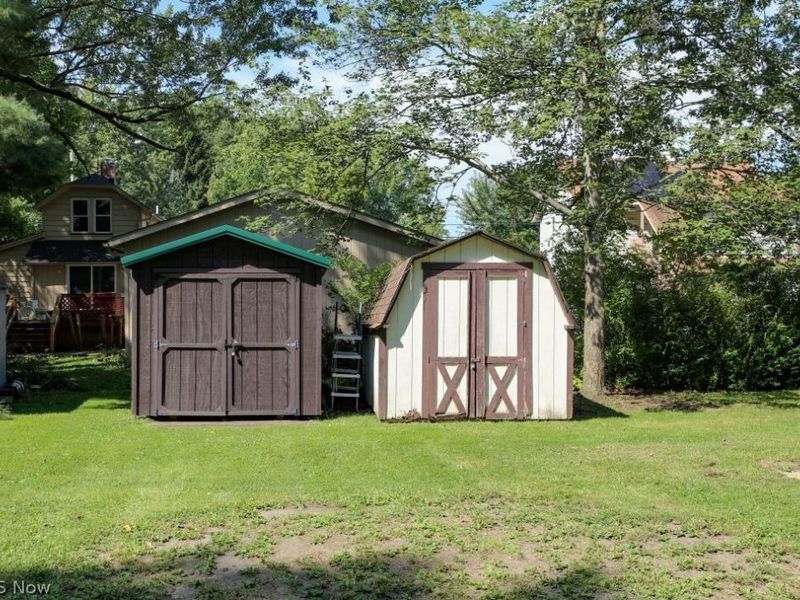 504 E Maple Lane, Ravenna, OH 44266 Photo 8